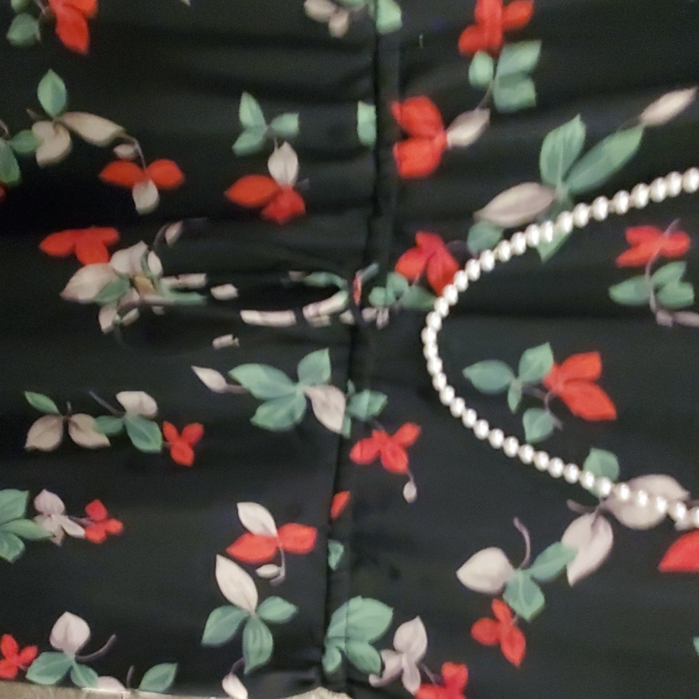 Dress - Picture 3 of 5